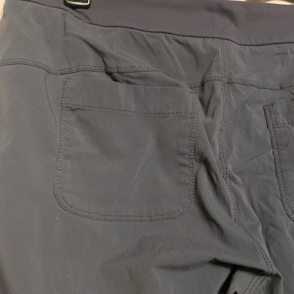 Athleta Trekkie 2.0 Jogger Pants Size 10 Color Gray - Picture 7 of 11